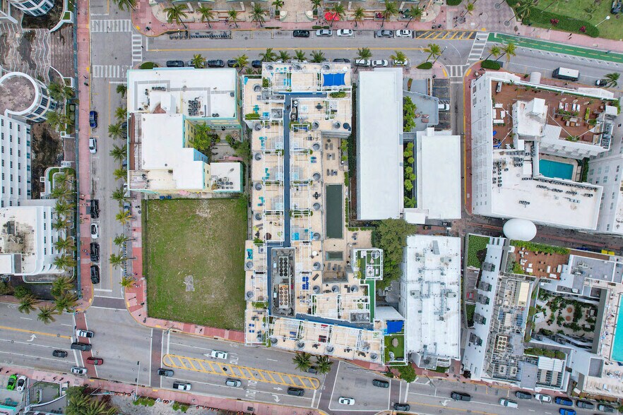 More Photos Of 1458 Ocean Dr, Miami Beach Apartments For Lease