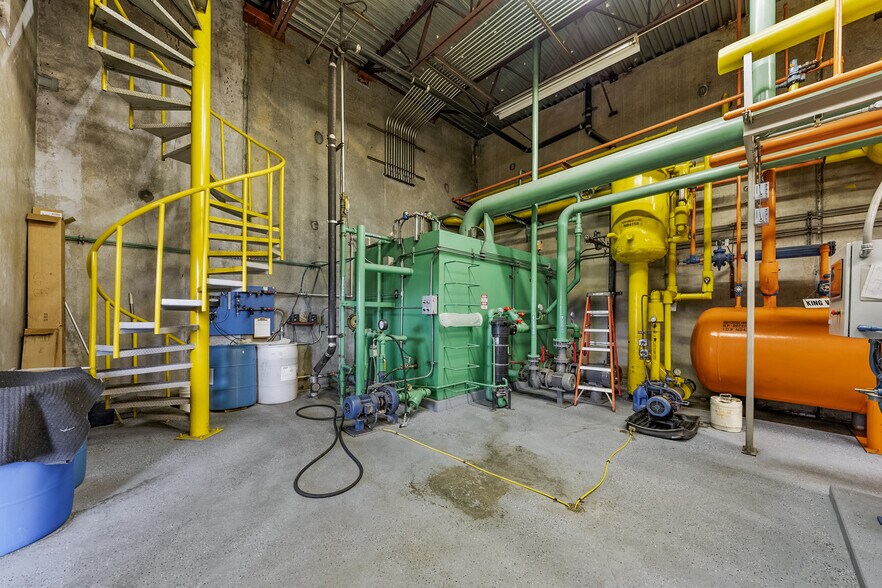 More Photos Of 661 S Fir St, Medford Refrigeration Cold Storage For Lease