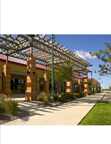 More Photos Of 13351 Mission Rd, Leawood Unknown For Lease