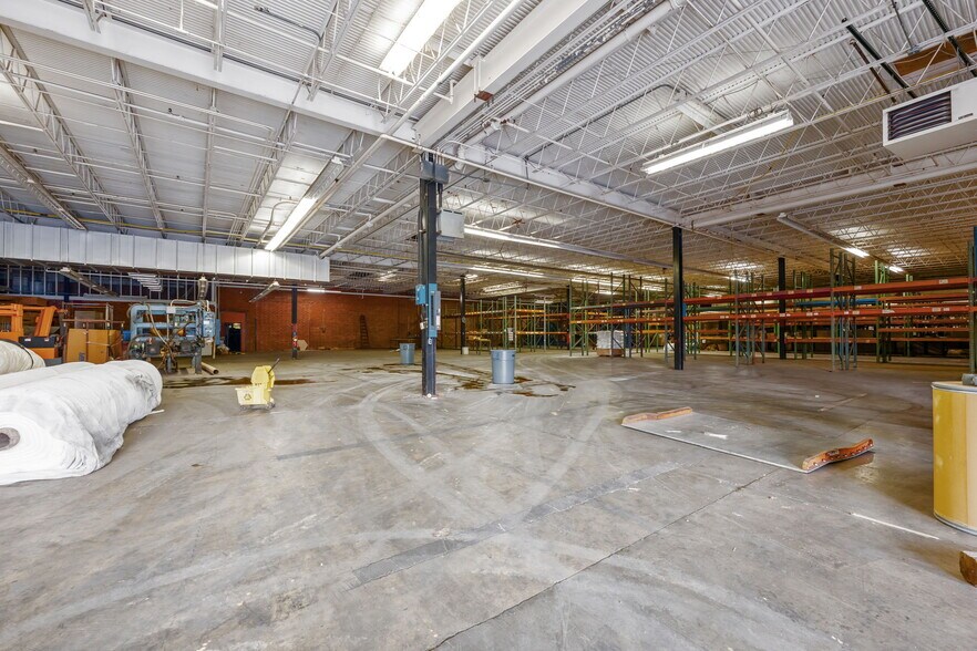 More Photos Of 1000 E Butler Ave, Liberty Manufacturing For Sale