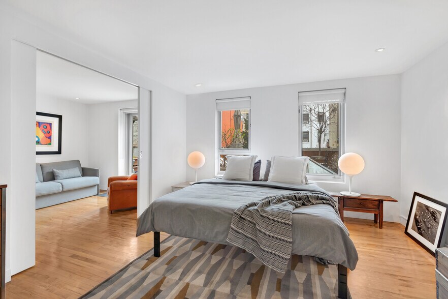 More Photos Of 238 Mulberry St, New York Storefront Retail Residential For Sale