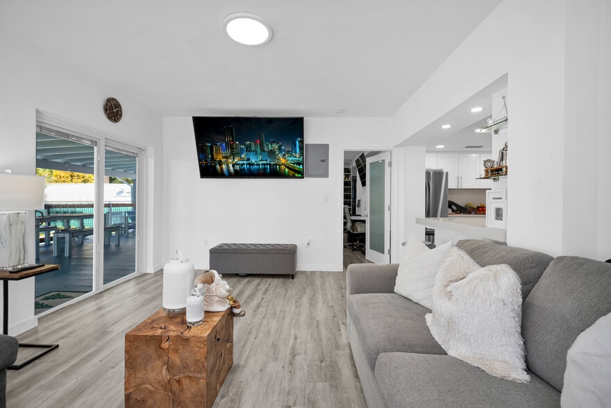 More Photos Of 3711 SW 27th Ter, Miami Specialty For Sale