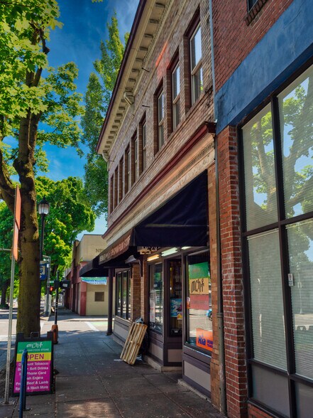 More Photos Of 325-333 NE Russell St, Portland Office For Lease