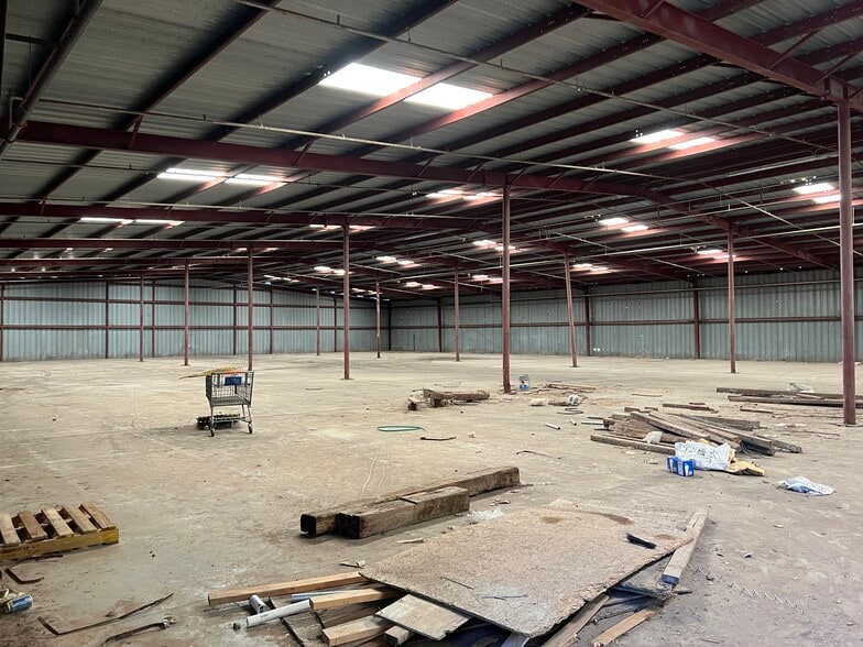 More Photos Of 375 Compress, Las Cruces Warehouse For Sale