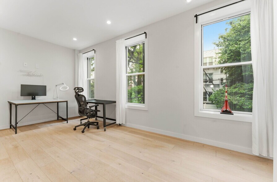 More Photos Of 30 Bergen St, Brooklyn Multifamily For Sale