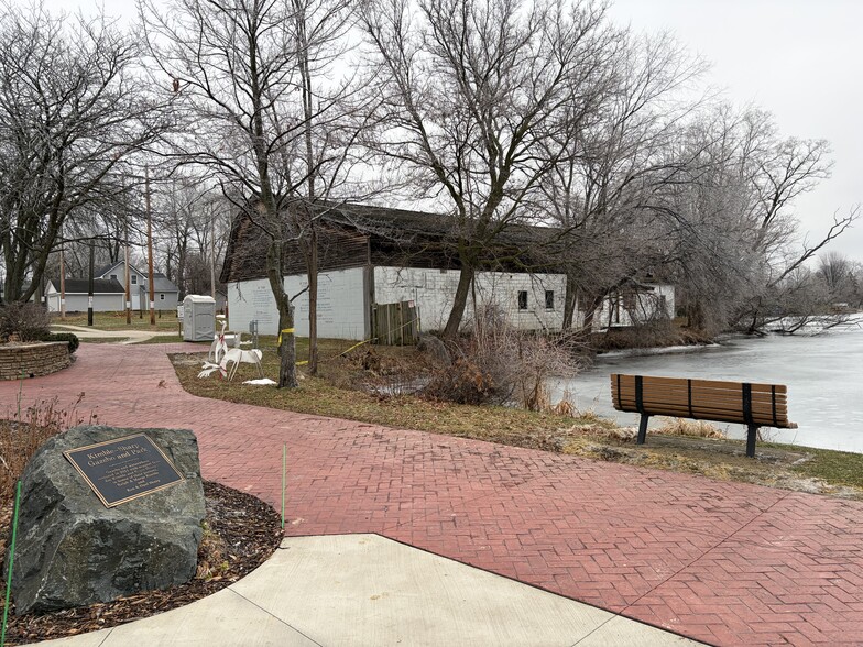Primary Photo Of 112 Mill St, Linden Warehouse For Sale