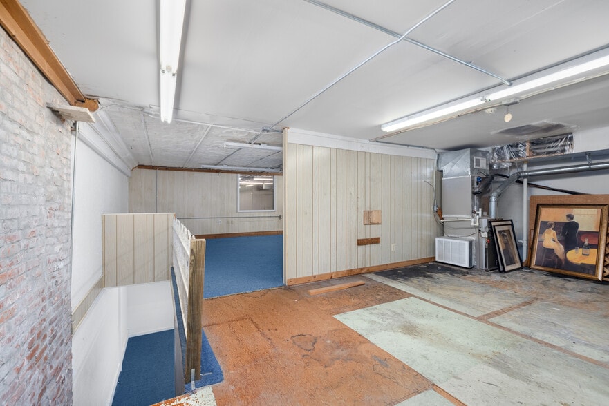 More Photos Of 107-109 W Pleasant Ave, Covington Loft Creative Space For Sale
