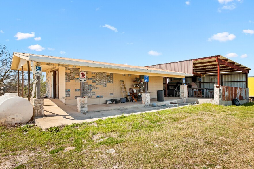 More Photos Of 5075 Highway 21, San Marcos Warehouse For Sale