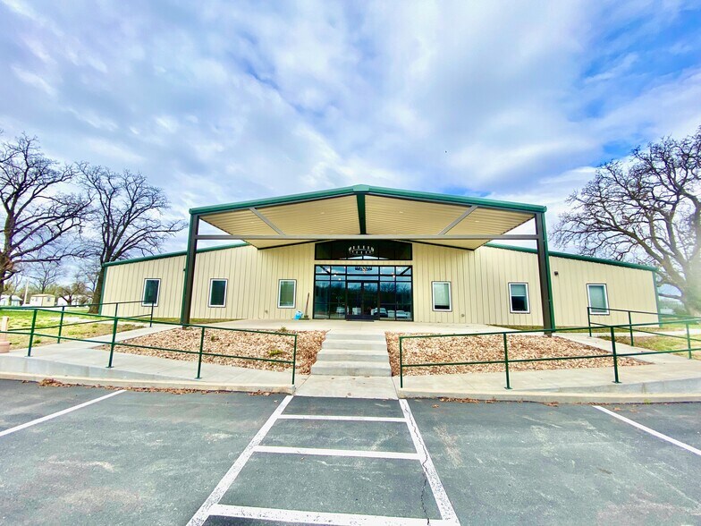 More Photos Of 2412 County Lane 175, Carthage Industrial For Sale