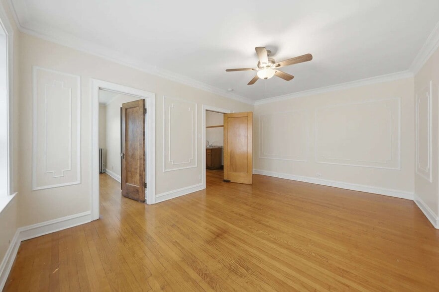 More Photos Of 8138 S Calumet Ave, Chicago Apartments For Sale