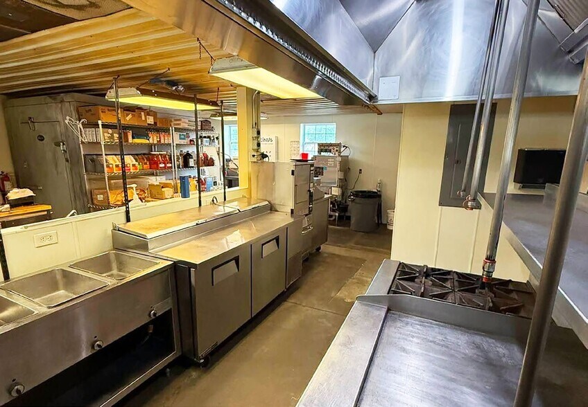 More Photos Of 180 E Cherry St, Troy Restaurant For Sale