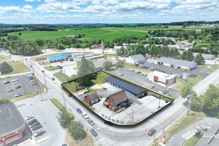 More Photos Of 550 S Main St, Shrewsbury Freestanding For Lease