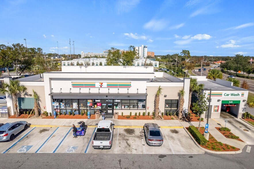 Primary Photo Of 316 E Memorial Blvd, Lakeland General Retail For Sale