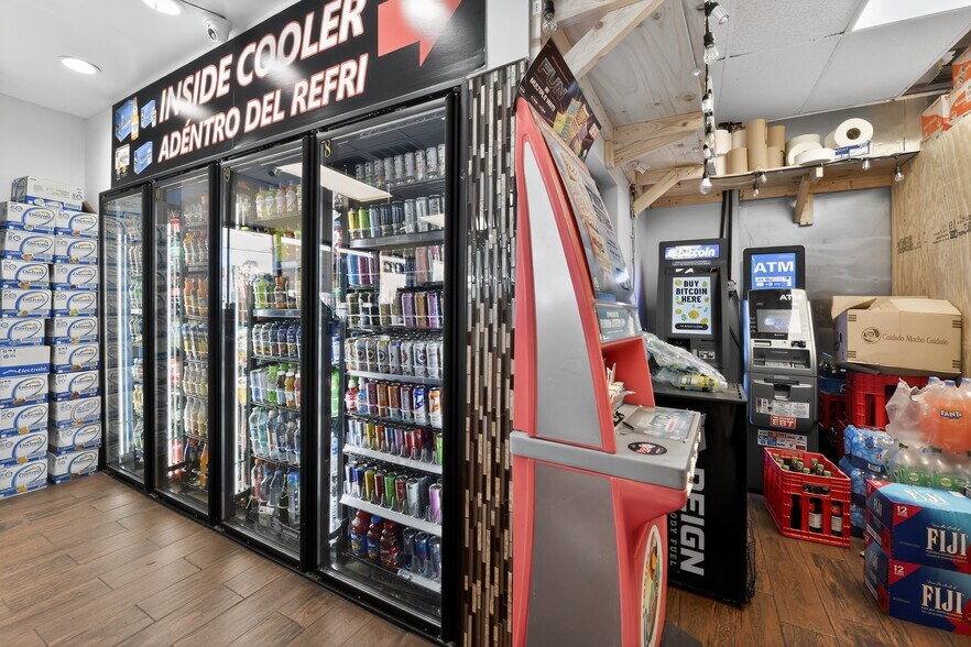 More Photos Of 1240 8th Ave W, Palmetto Service Station For Sale