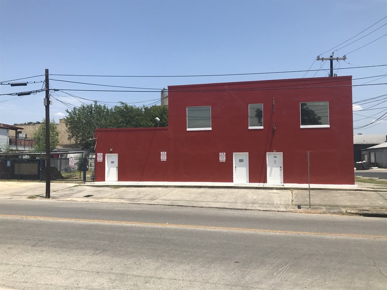 Primary Photo Of 109 W Grayson St, San Antonio Loft Creative Space For Sale