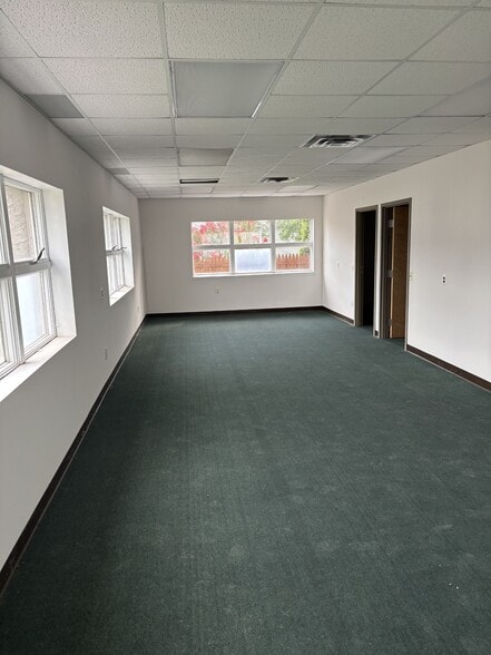 More Photos Of 409 Hazel Ave, Ewing Warehouse For Sale