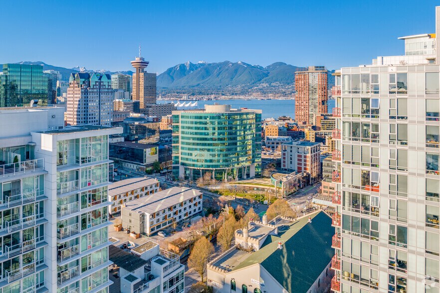 More Photos Of 111 Dunsmuir St, Vancouver Office For Lease