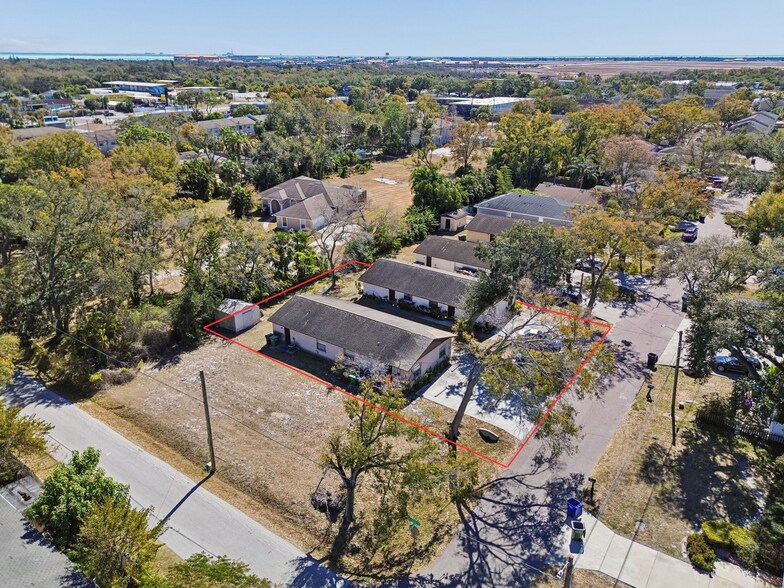 More Photos Of 6406 S Adelia Ave, Tampa Multifamily For Sale