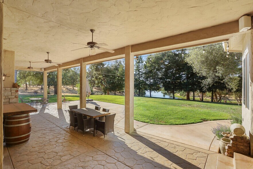 More Photos Of 24521 N McIntire Rd, Clements Land For Sale