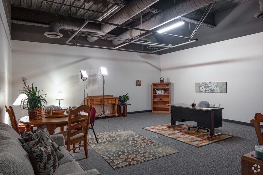 More Photos Of 13199 E Montview Blvd, Aurora Medical For Lease