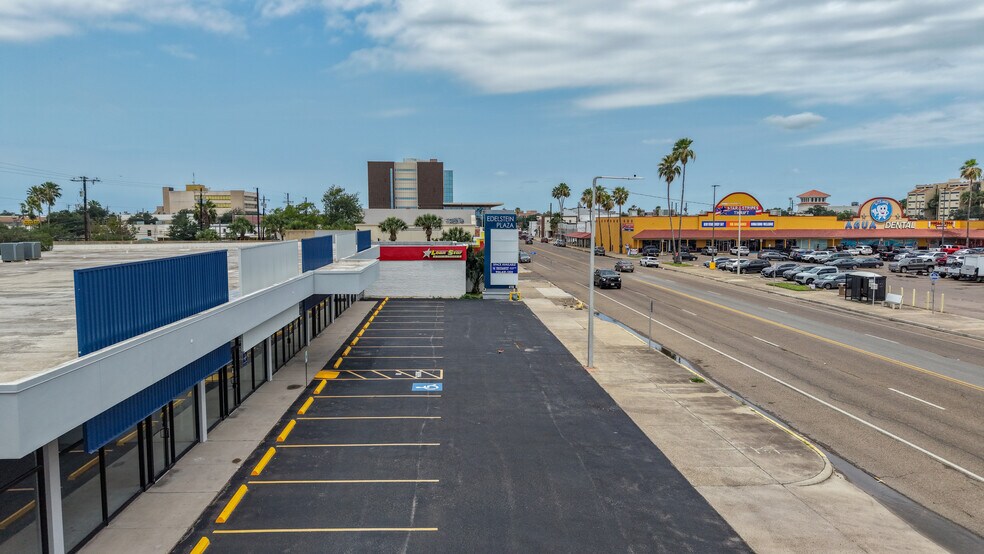 More Photos Of 410 E University Dr, Edinburg Storefront For Lease