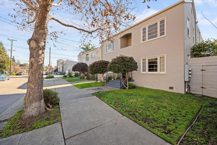 More Photos Of 367 41st St, Oakland Multifamily For Sale