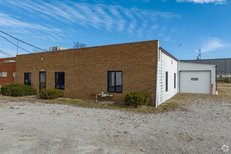 Primary Photo Of 1045 Eagon St, Barberton Manufacturing For Sale