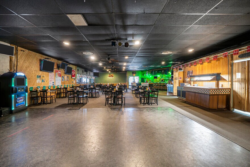 More Photos Of 6811 E M 72 Hwy, Grayling Bar For Sale