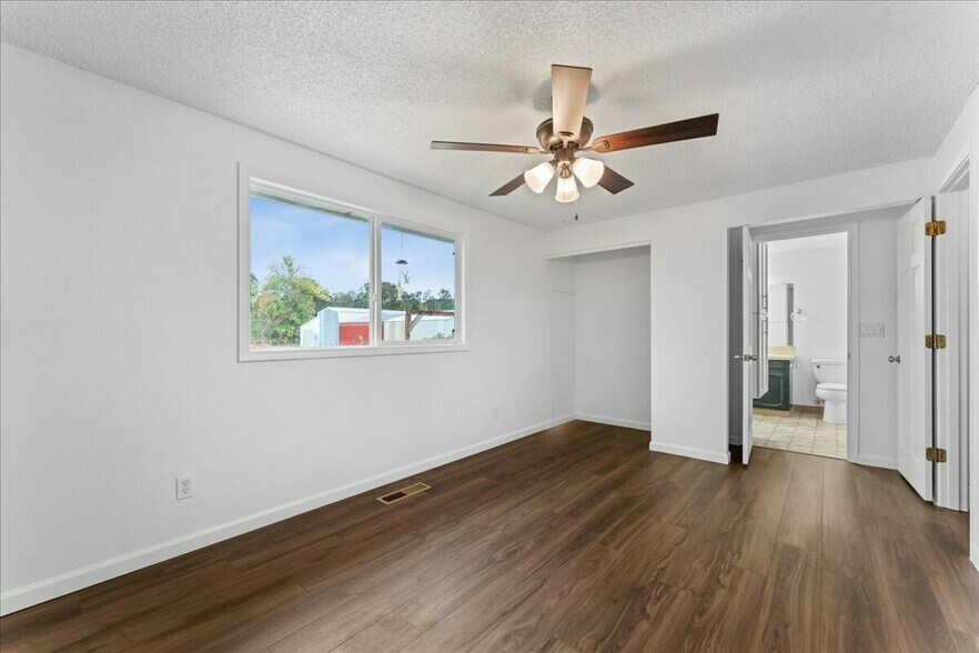More Photos Of 941 Beaver Creek Rd, Aumsville Industrial For Sale