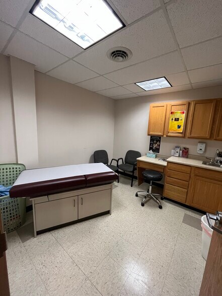 More Photos Of 225 Erdman St, Bangor Freestanding For Lease