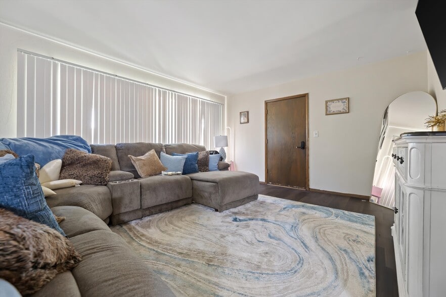 More Photos Of 10112 W Sharon Ln, Milwaukee Apartments For Sale