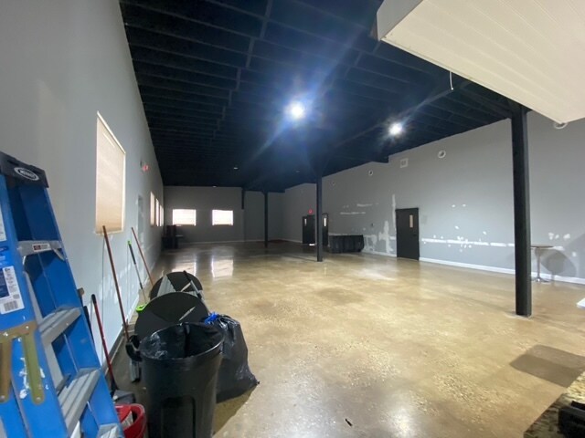 More Photos Of 61 Whittaker St, Riverside Specialty For Sale