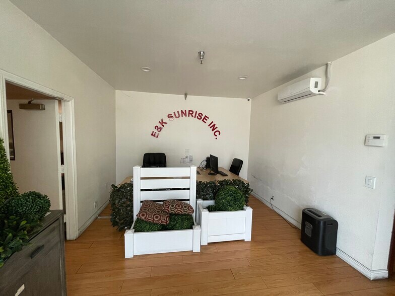 More Photos Of 444 Athol St, San Bernardino Warehouse For Sale