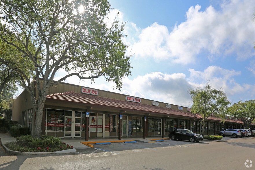 Primary Photo Of 4366-4430 Northlake Blvd, Palm Beach Gardens General Retail For Lease