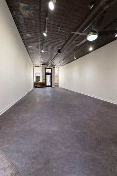 More Photos Of 245 S Kalamazoo Mall, Kalamazoo General Retail For Lease