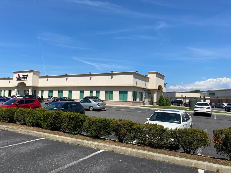 More Photos Of 2350 Nesconset Hwy, Stony Brook General Retail For Lease