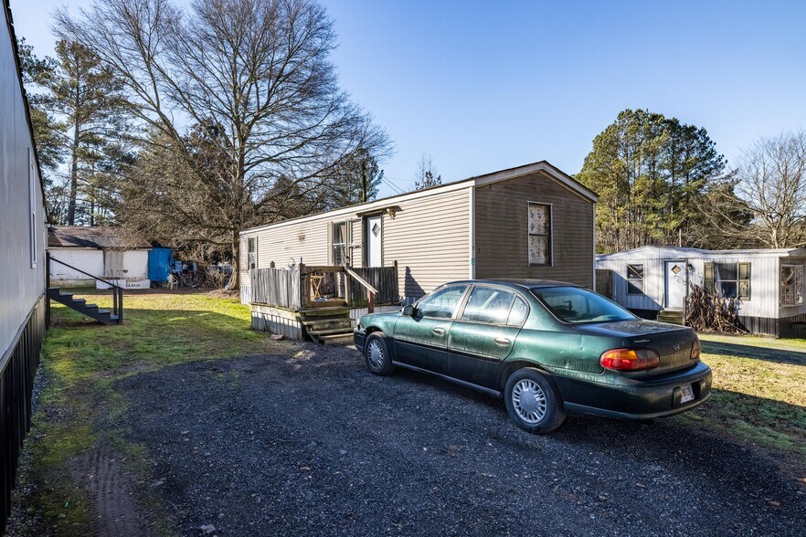 More Photos Of 3020 Old Summerville Rd, Armuchee Manufactured Housing Mobile Home Park For Sale