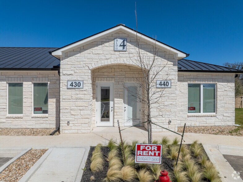 More Photos Of 3835 County Road 175 rd, Leander Unknown For Lease