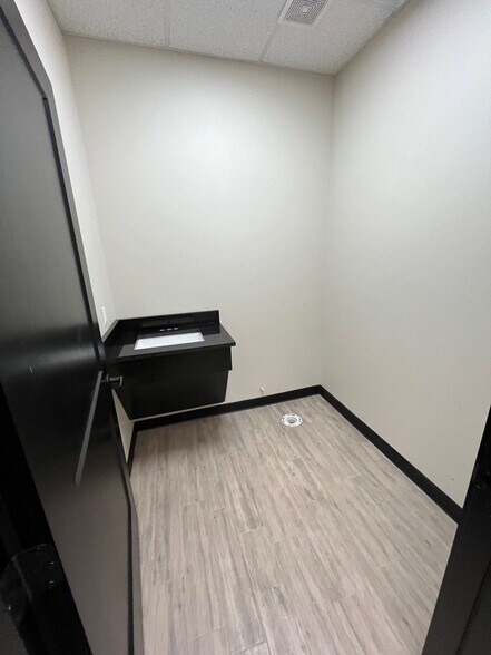More Photos Of 14100 Farm to Market 307 A, Midland Service For Sale