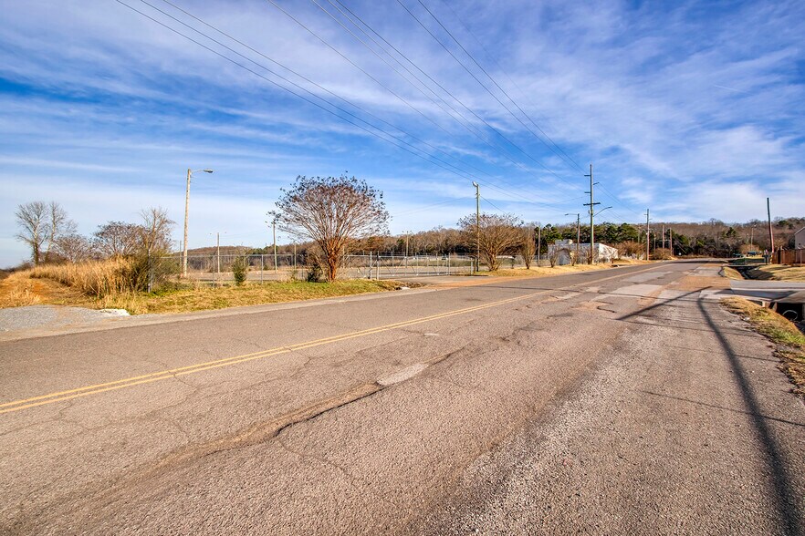 More Photos Of 2111 Redfern Dr, Athens Land For Lease