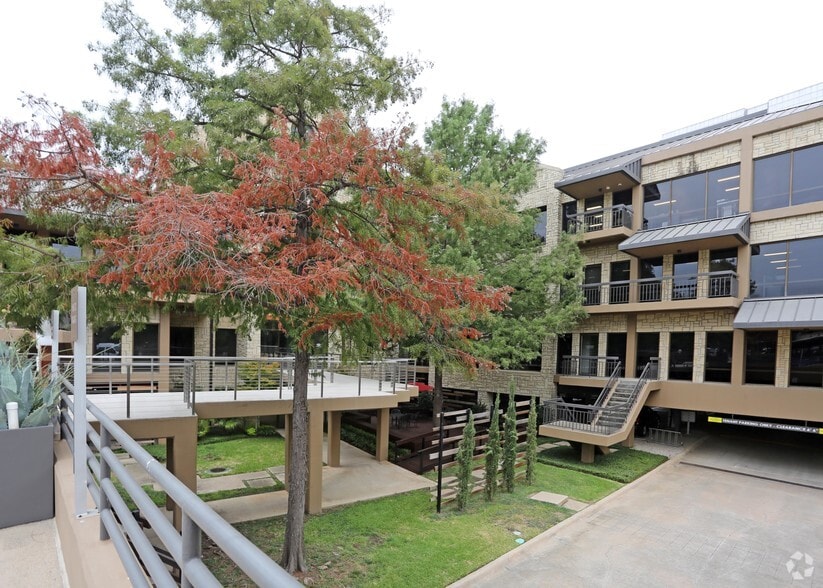 More Photos Of 5000 Riverside, Irving Coworking Space