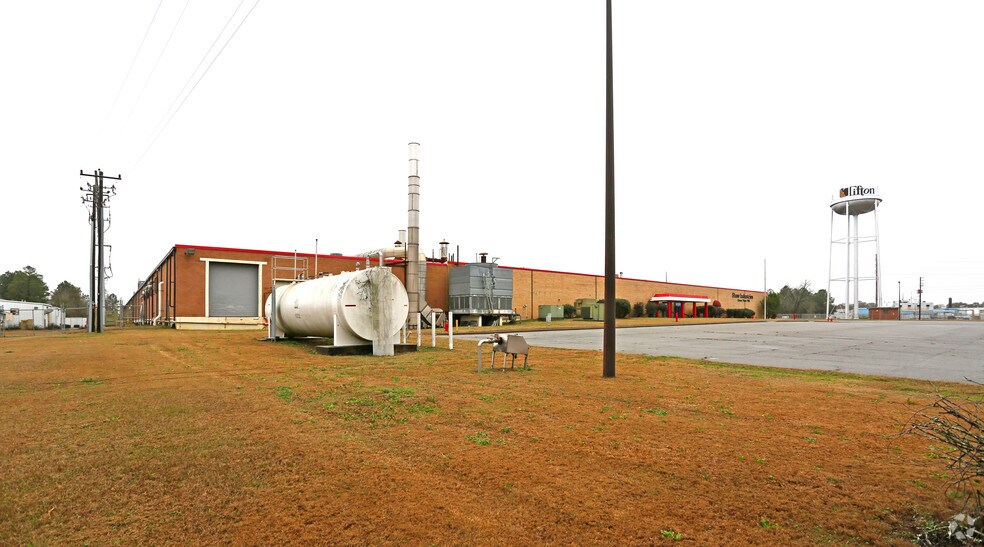 More Photos Of 210 Southwell Blvd, Tifton Warehouse For Lease