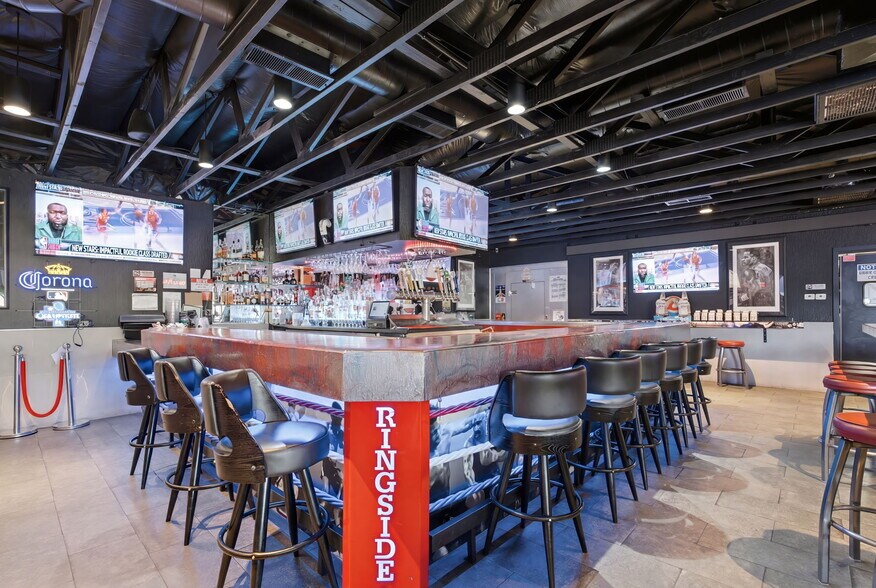 More Photos Of 31502 Riverside Dr, Lake Elsinore Restaurant For Sale