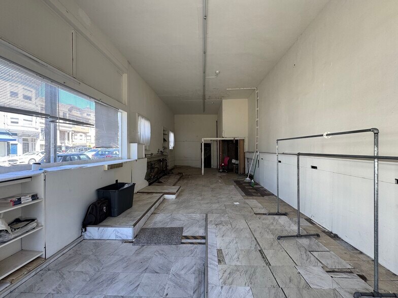 More Photos Of 4356 California St, San Francisco General Retail For Lease