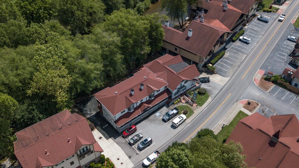 More Photos Of 892 Edelweiss Strasse, Helen Hotel For Sale