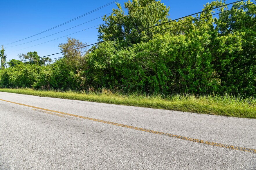 More Photos Of 10502 & 11632 Bill Tucker, Wimauma Land For Sale