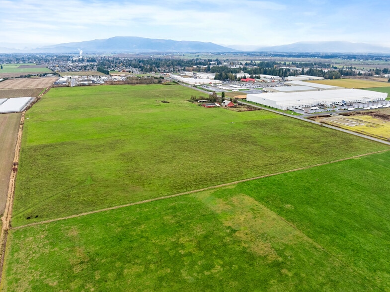 More Photos Of 2108 Main St, Lynden Land For Sale