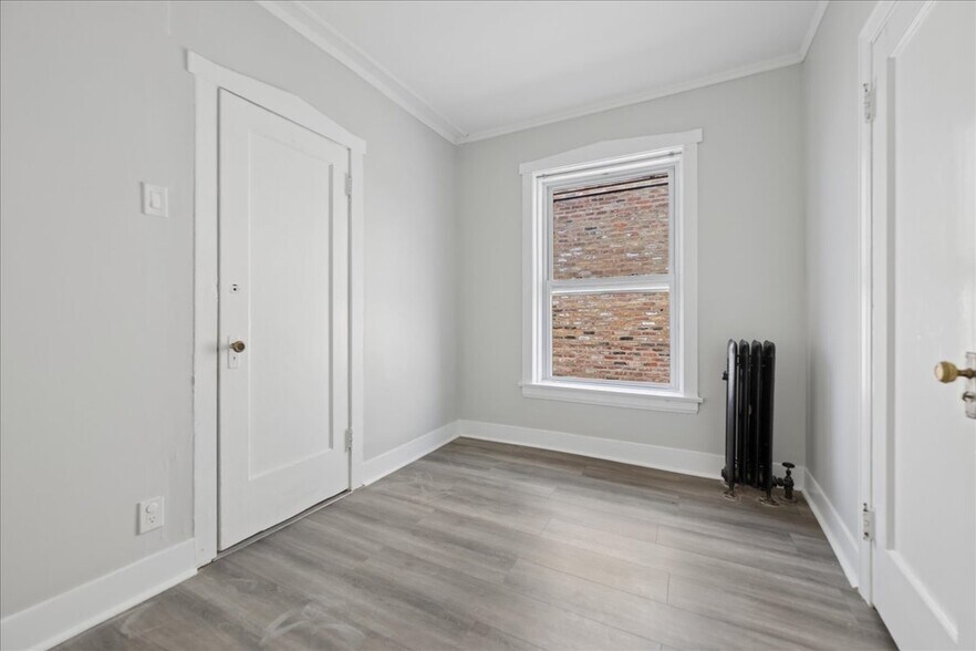 More Photos Of 4530 King Dr, Chicago Apartments For Sale