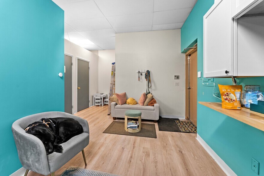 More Photos Of 1126-1130 S Garfield Ave, Traverse City Storefront For Sale