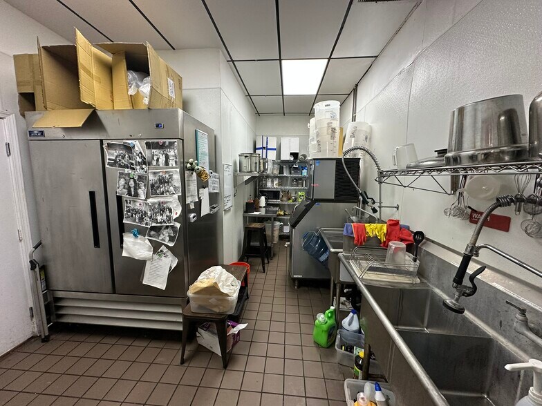 More Photos Of 10741 South St, Cerritos General Retail For Lease
